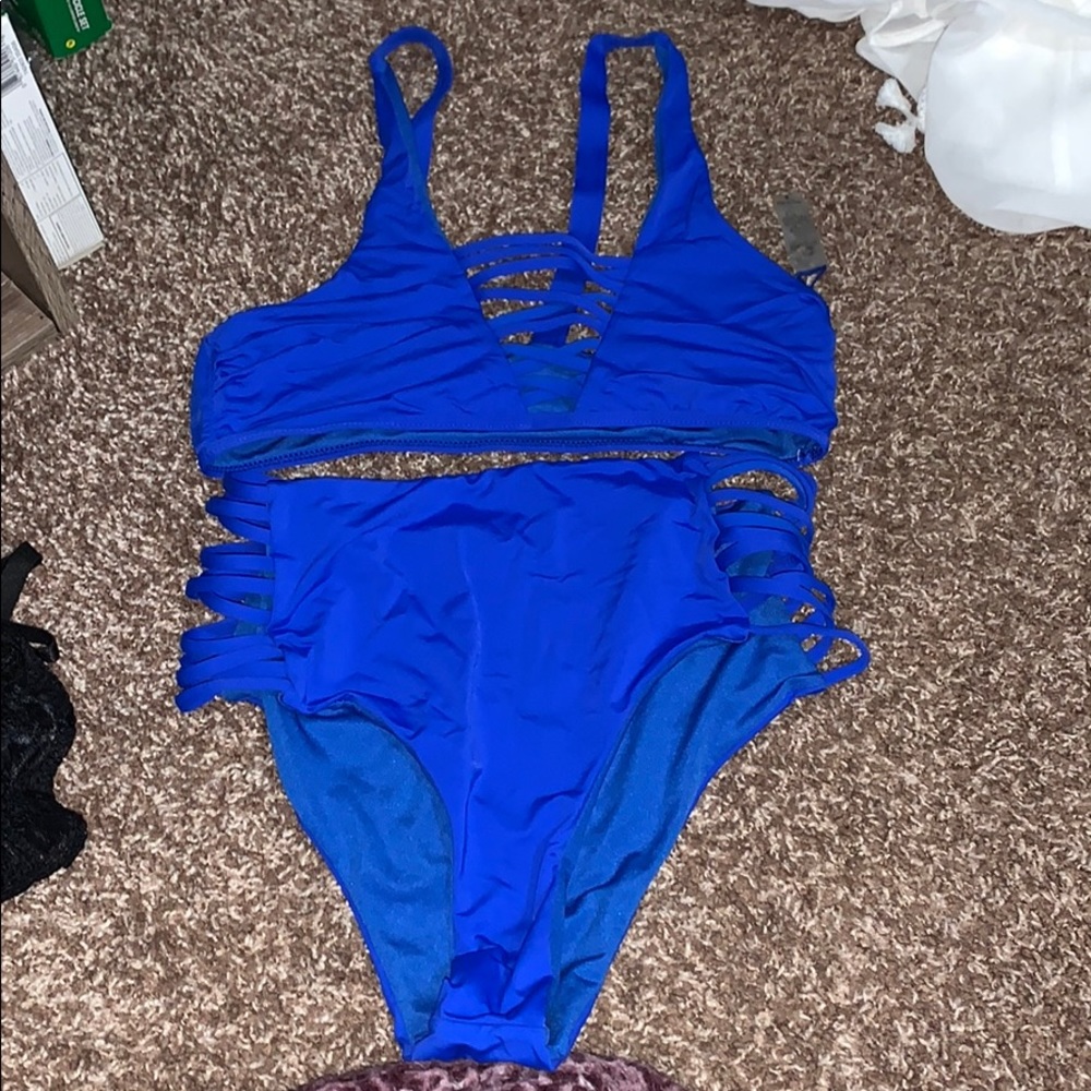 Bathing suit